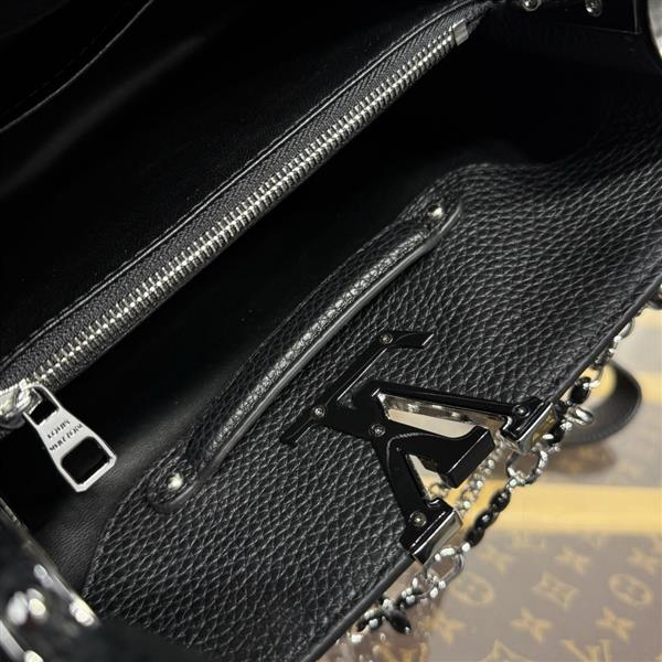 2026120185549415 270